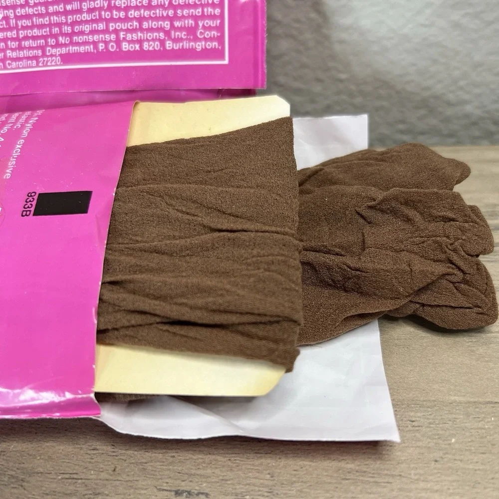 2 Pair Vintage 1979 No Nonsense Wide Band Knee Highs Brown One Size Fits All NOS